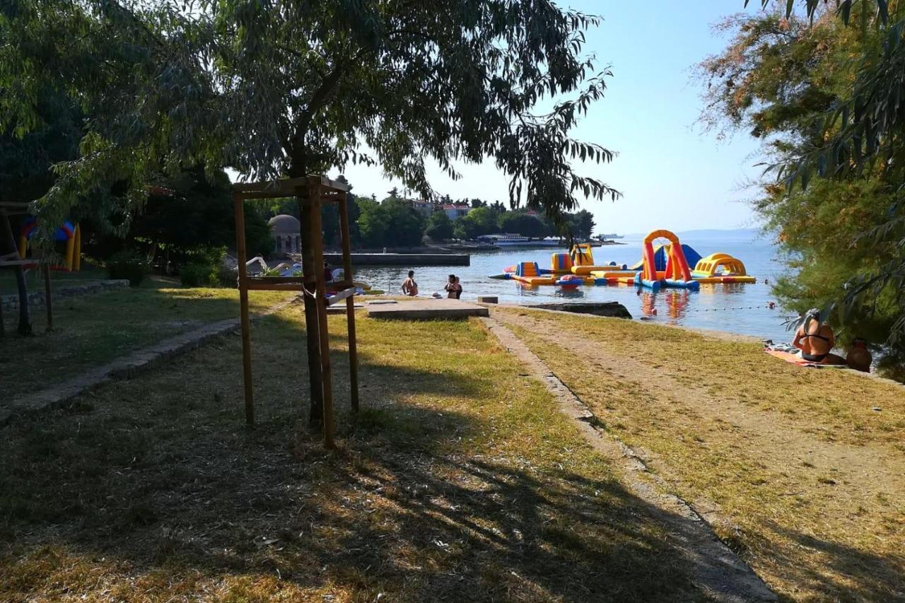 Family Friendly Apartments With A Swimming Pool Zadar - 18098 Экстерьер фото