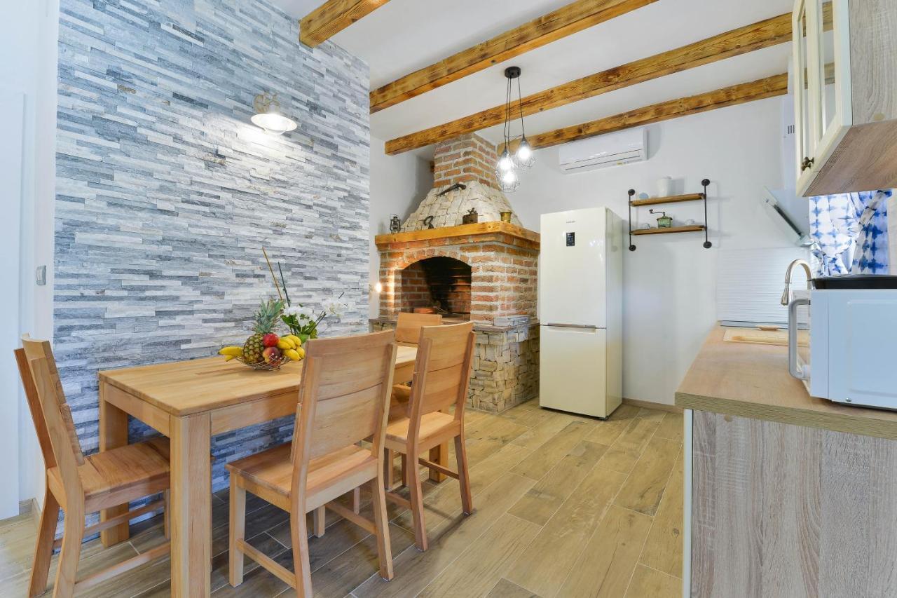 Family Friendly Apartments With A Swimming Pool Zadar - 18098 Экстерьер фото